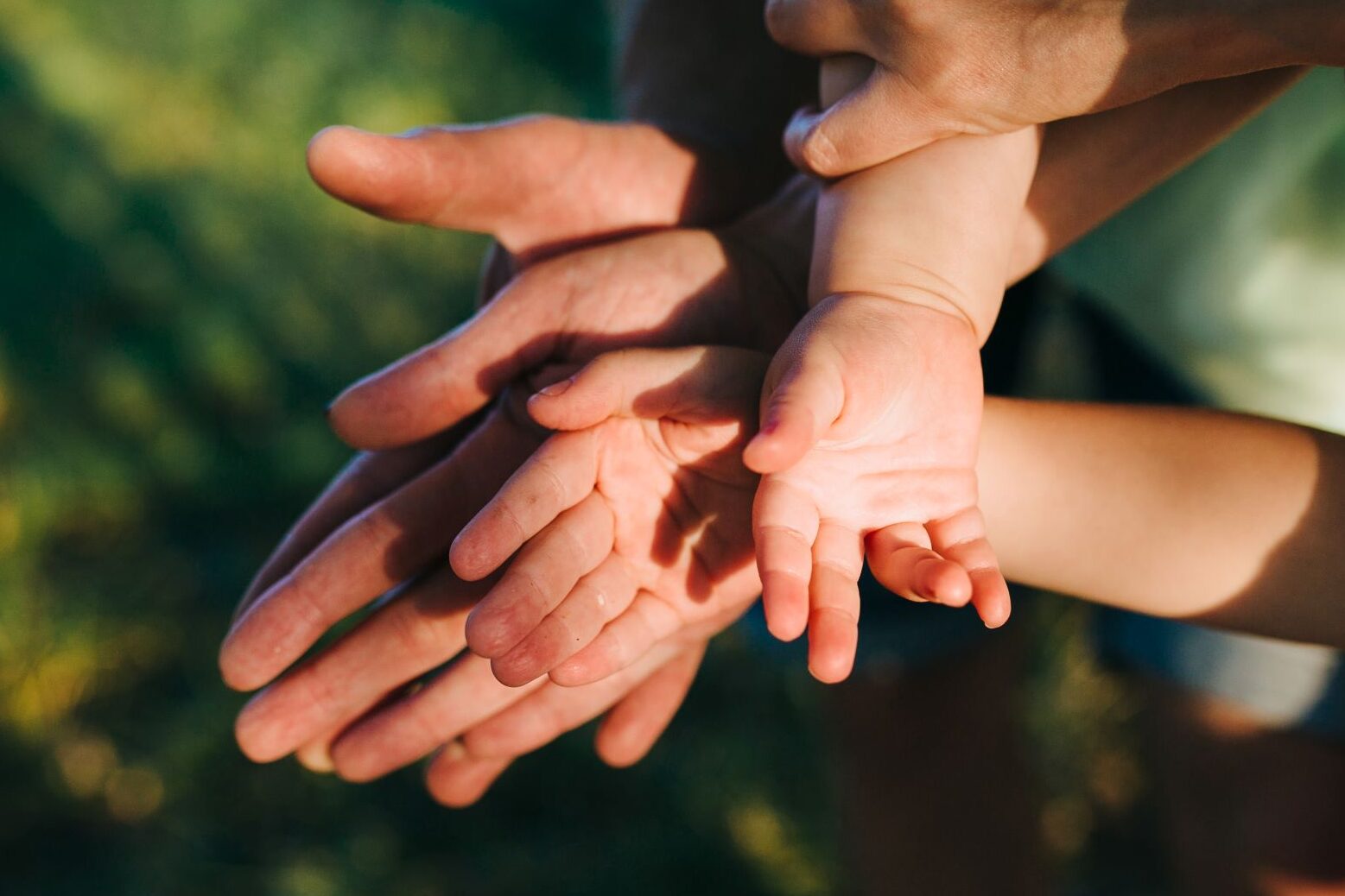 Fortaleciendo valores humanos y cristianos en la familia: Guía práctica 1 Fortaleciendo valores humanos y cristianos en la familia: Guía práctica